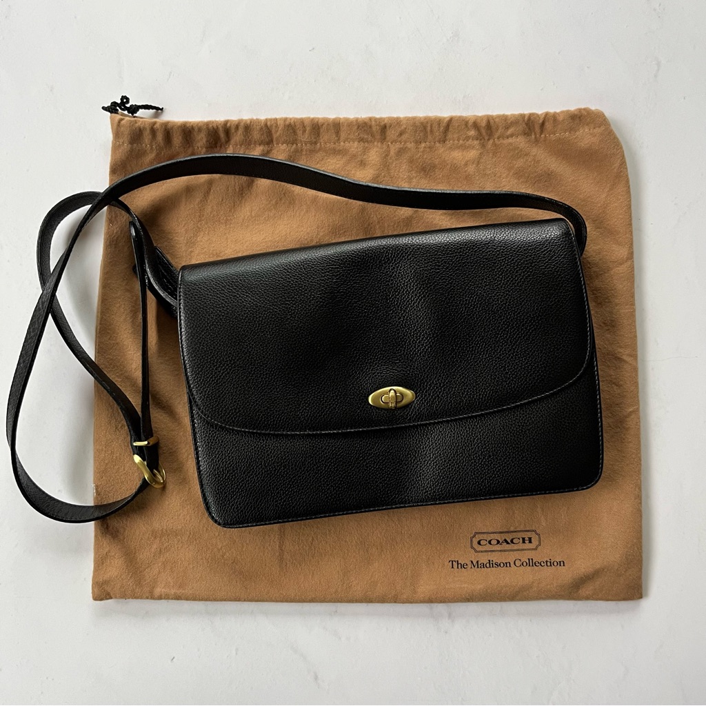Coach Black Leather Shoulder Bag With Gold Turn-Lock